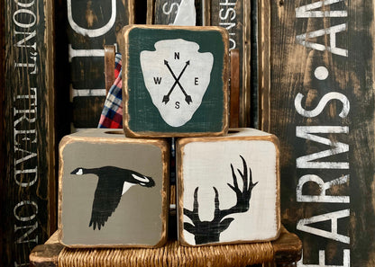 Deer Hunting Tissue Box Cover, Rustic Antler Log Cabin Decor