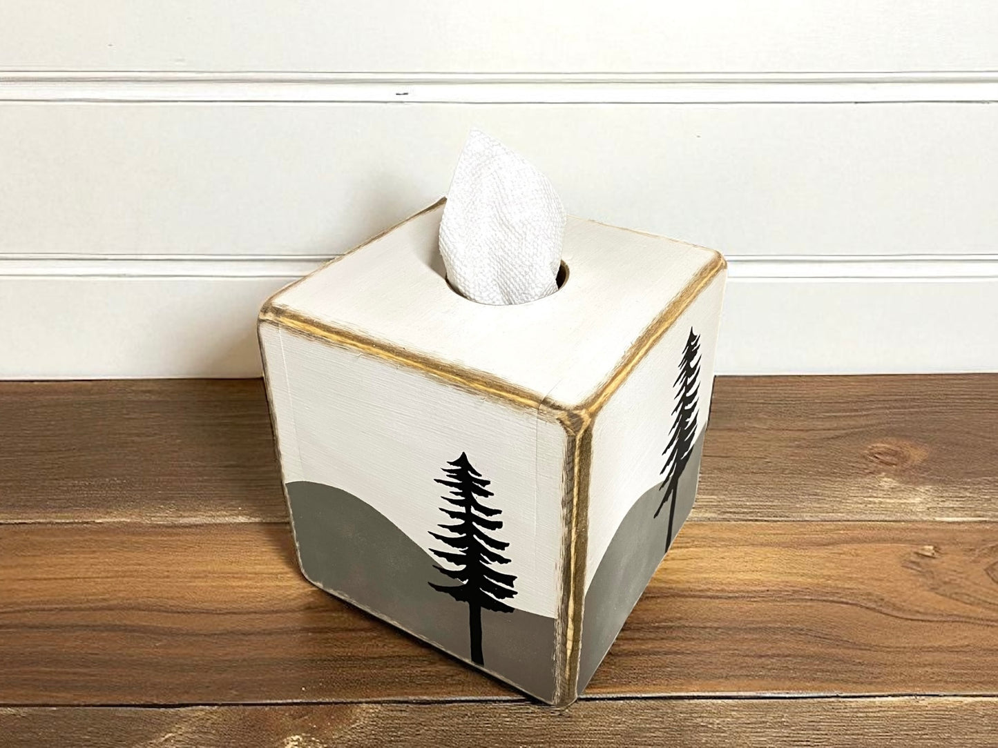 Ski House Tissue Box Cover