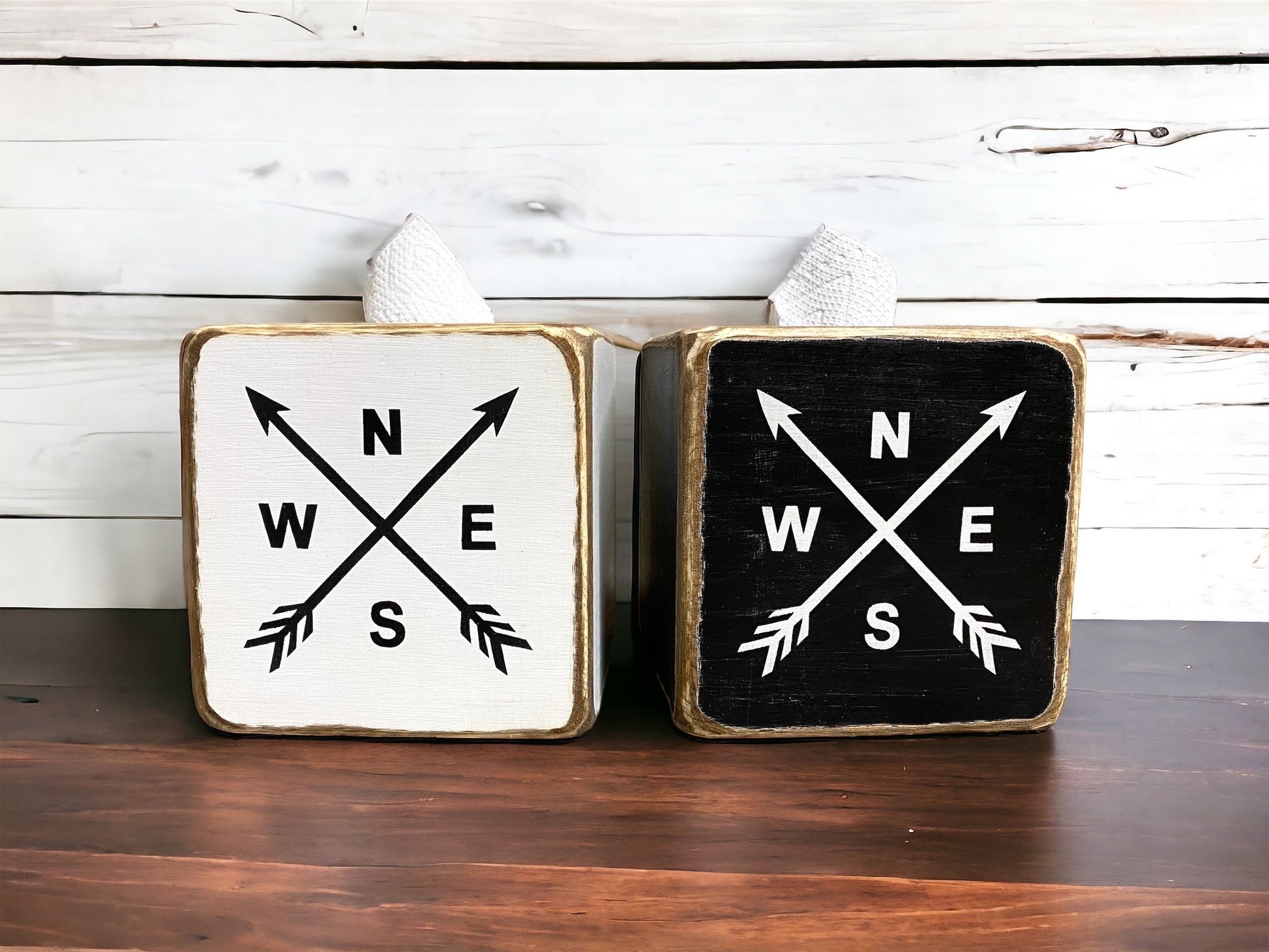 Compass arrow tissue box
