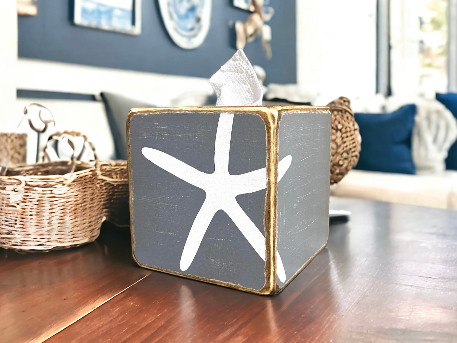 Beach house tissue box cover