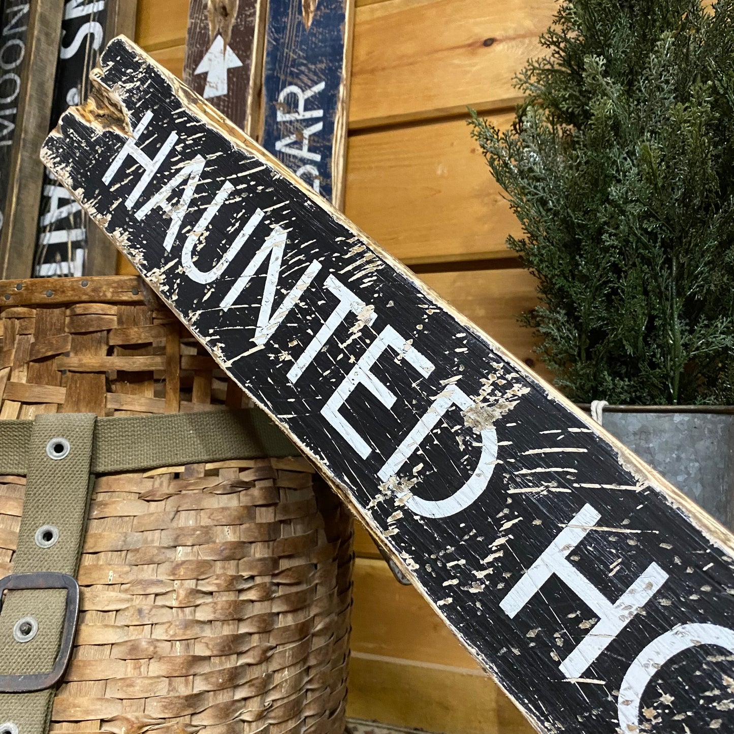 Haunted House Halloween Sign
