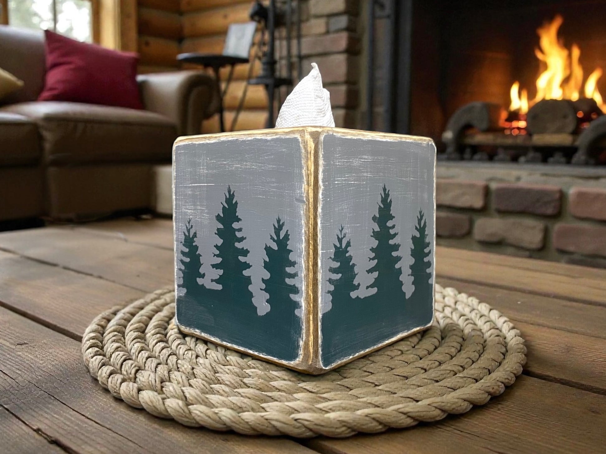 Cabin style pine tree forest tissue box holder for lodge or lake house bathrooms, rustic woodland decor for mountain homes, handmade in Maine