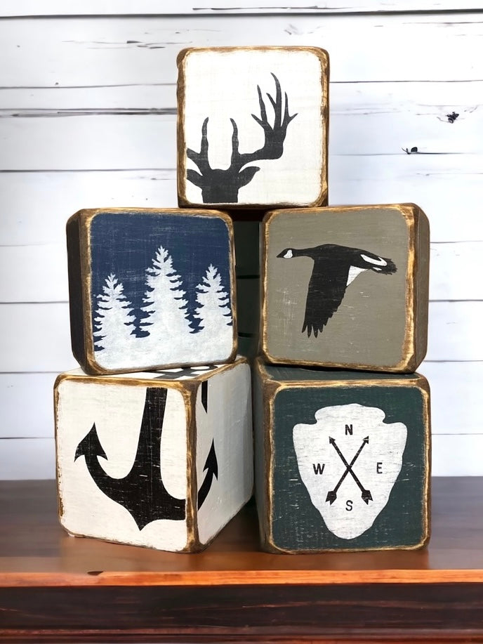 Rustic Arrowhead Compass Wood Tissue Box Cover, National Park Log Cabin Decor