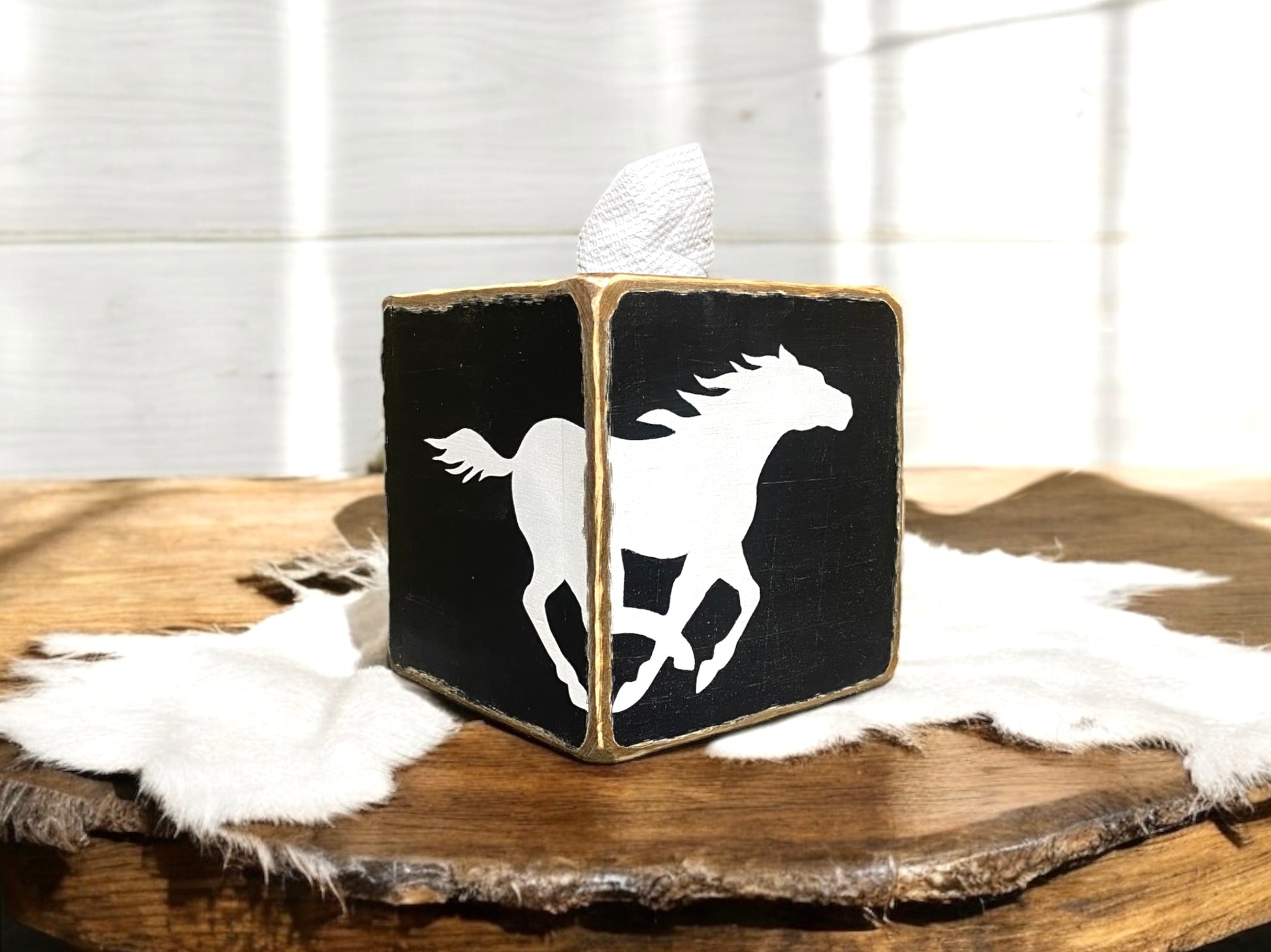 Horse tissue box for equestrian decor