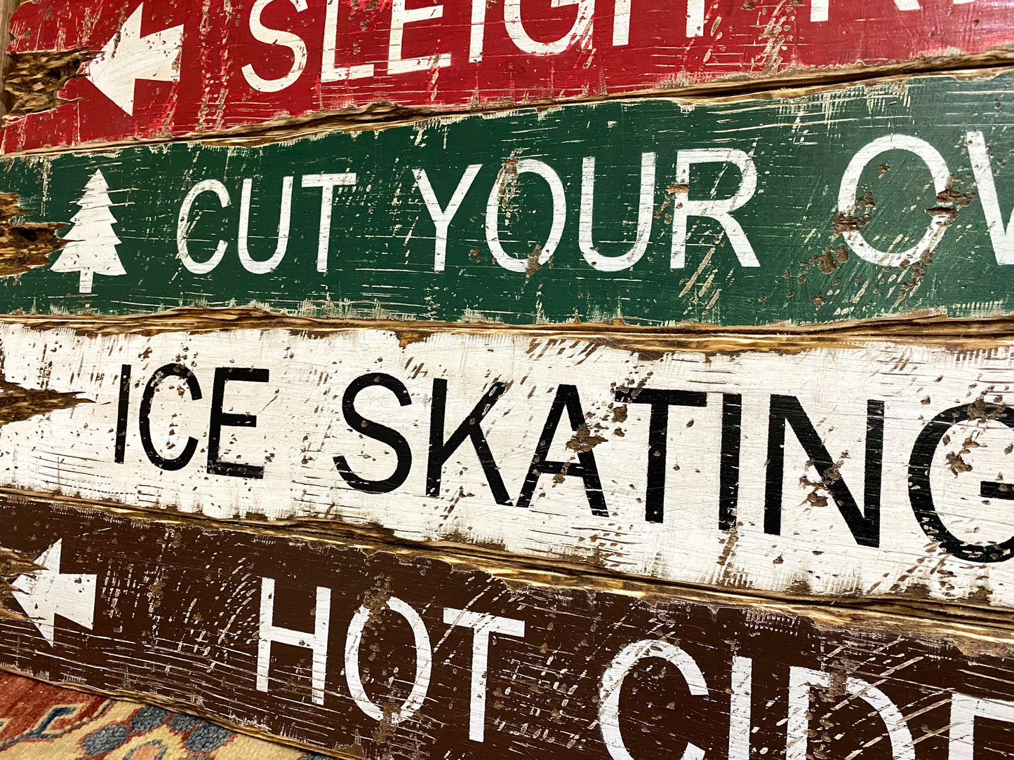 Sleigh Rides Christmas Sign Set