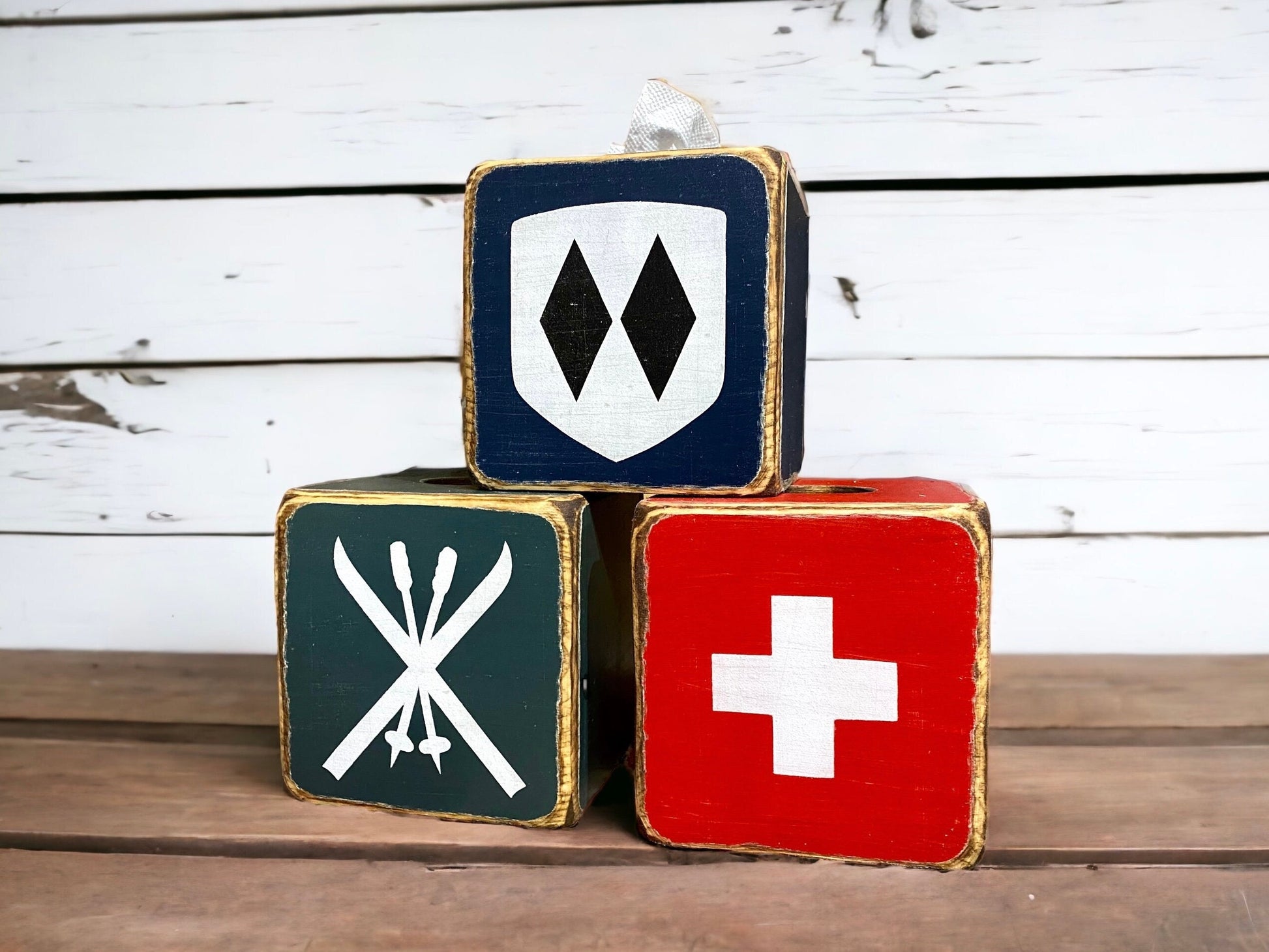 Skiing tissue box covers