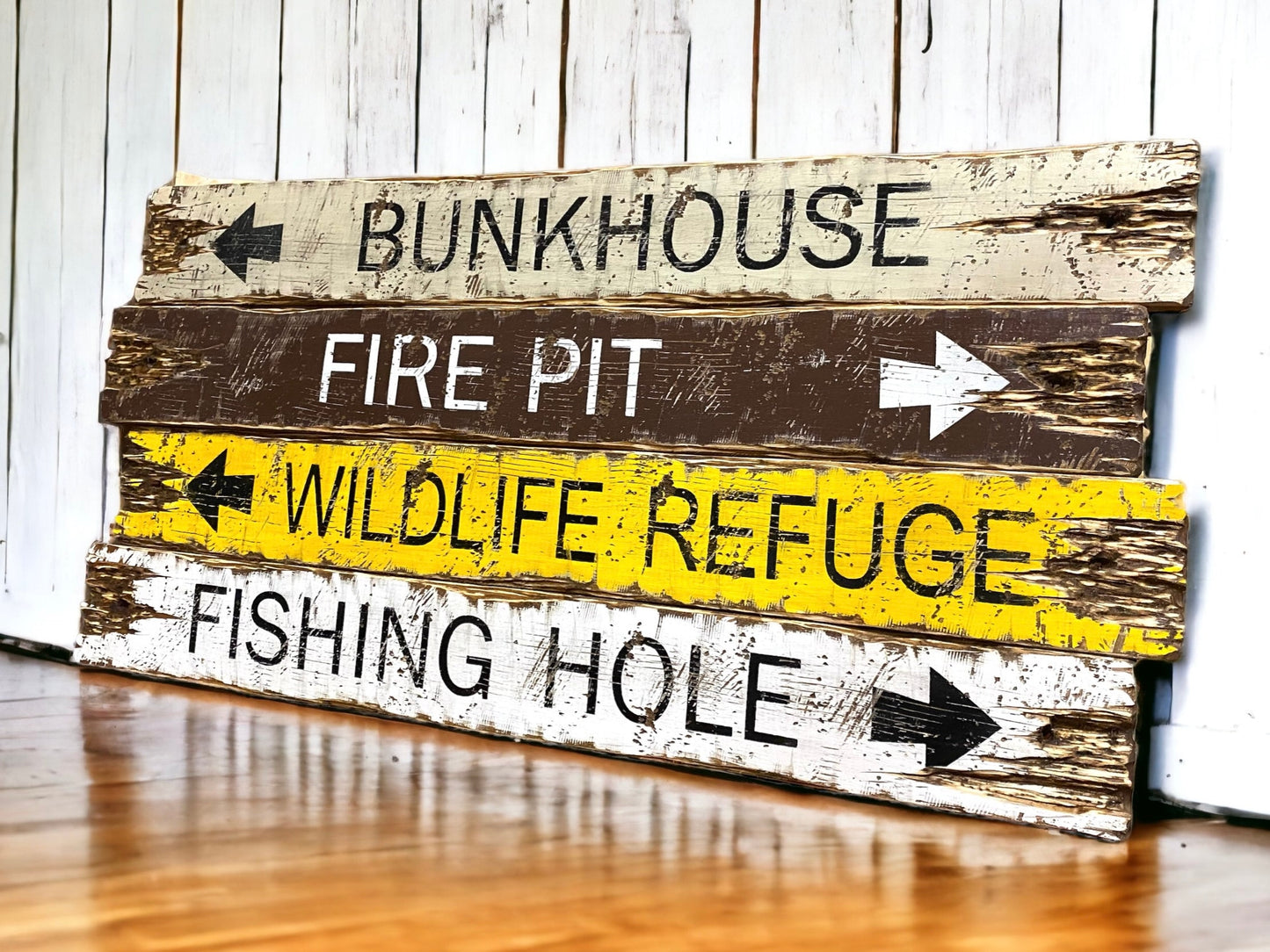 Bunkhouse Camping Sign Set