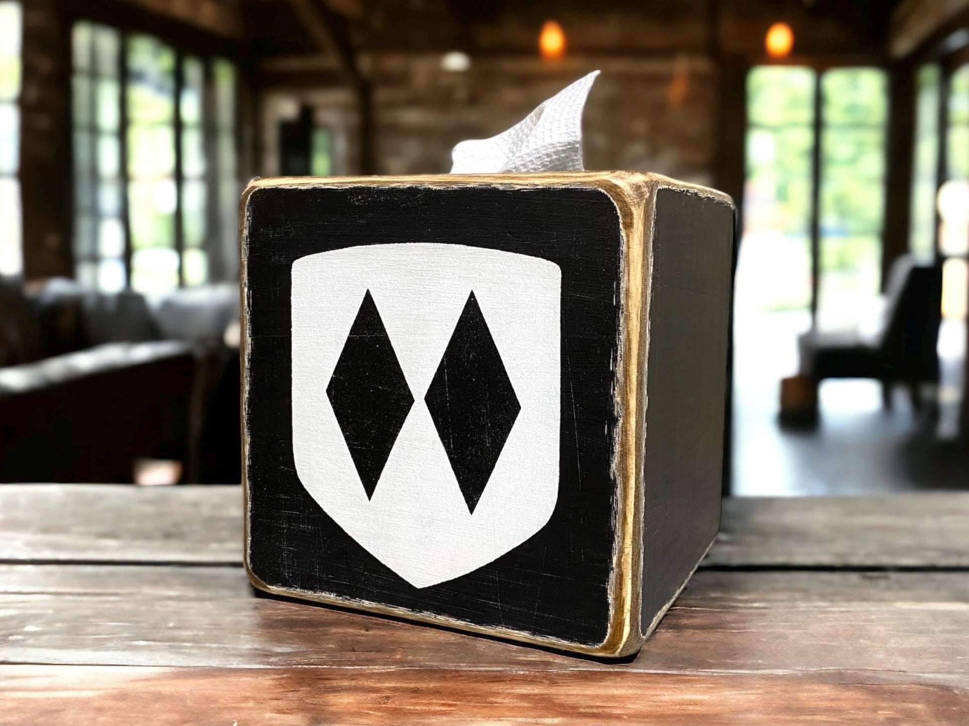 Double diamond ski trail sign tissue box